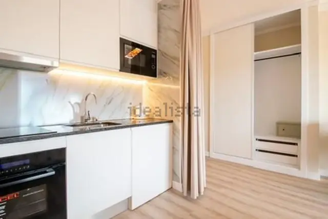 Kitchenette e roupeiro